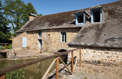 Saint-Pierre-sur-Erve House | Le Presbytère