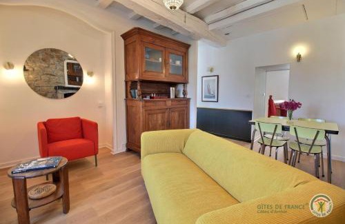 Plouaret House | Le presbytere