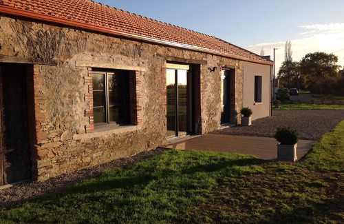 Chaumes-en-Retz Cottage | Le Pressoir: Spacious Gîte, full Nature, forest at 100m, Pornic at 20 Minutes