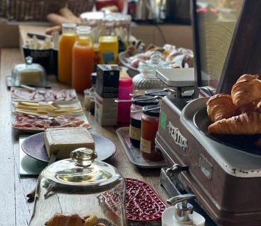 Sainte-Preuve Bed & Breakfast | Le Prieuré Chambres d'hôtes
