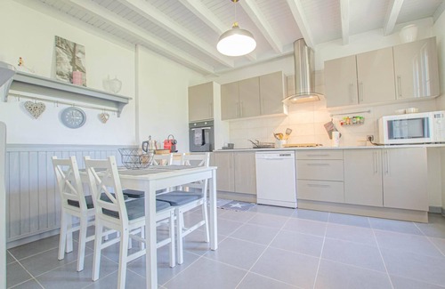 Le Chene House | Le Prieuré - LE Chene
