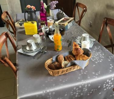 Chahaignes Bed & Breakfast | Le puits de la Montrée