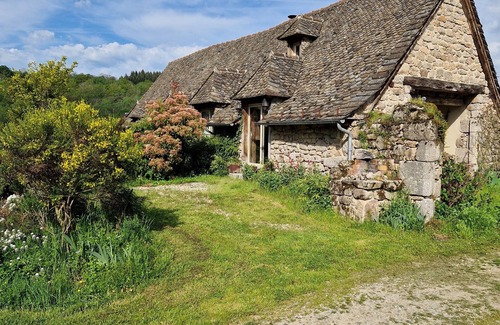 Florentin-la-Capelle House | Le Puy D'aubrac, Maison Familiale en Pleine Campagne