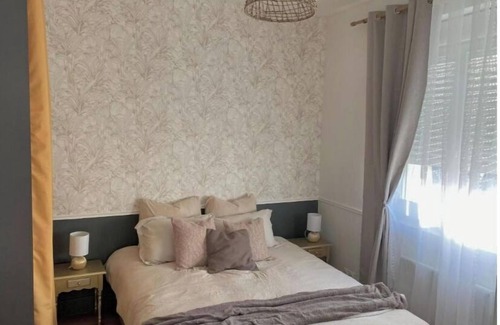 Chateauroux Apartment | Le Quai des Marins