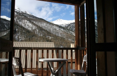 Nevache Ski Chalet | Le Queyrellin hameau des Chazals Nevache Hautes Alpes