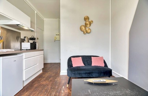 Gare-Jouvenet Apartment | Le Rêve doré : proche de la Gare !