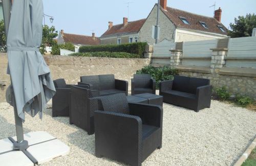 Thesee House | LE RABELAIS