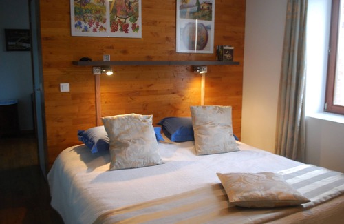 Augne Hotel | Le Ranch des Lacs, Hôtel Restaurant à Augne