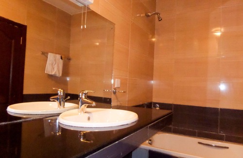 Ajah Hotel | Le Real Hotel
