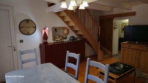 La Petite-Fosse House | le refuge des sapins