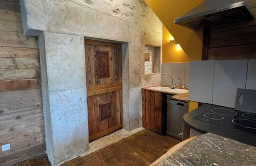 Chaparon Apartment | Le Refuge de Chaparon