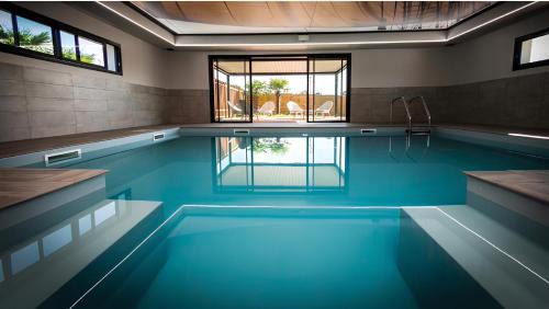 Sainte-Foy Other | LE REFUGE DU LAC - Séjour d'Exception avec Vue imprenable sur le Lac - Piscines Sauna Salle Fitness Bibliothèque Restaurant - 10min des Sables d'Olonne