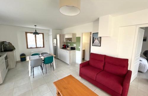 Chateauneuf Apartment | Le Relai des Gayots Wifi Parking Jardin - CLG Savoie