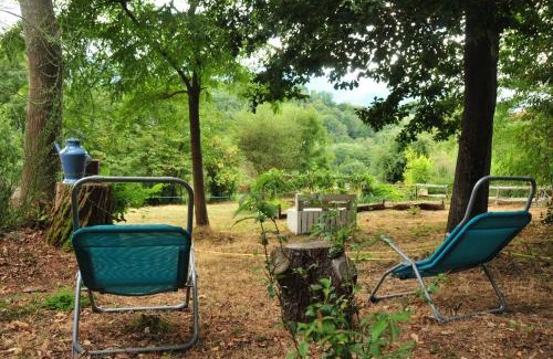 Saint-Martin-de-Caralp Bed & Breakfast | le relais des fees