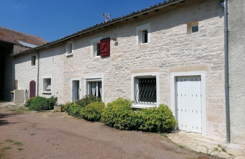La Creche House | Le Relais de Chavagné, Gîte 2 Chambres Pour 4 Personnes