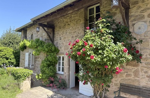 Suin House | Le Relais de Mont - SUIN