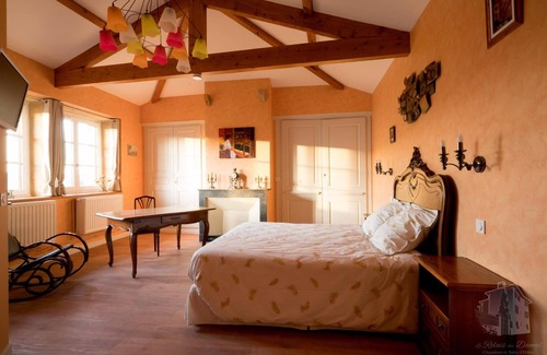 Fleurieu-sur-Saone House | Le Relais Des Dames