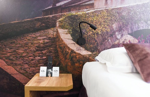 Brousse-le-Chateau Hotel | Le Relays du Chasteau