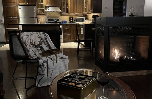 Stoneham-et-Tewkesbury Ski Chalet | 🌟Le Repère 🌟 Beach 🏖️ Spa 💦Sauna 🧖‍ Billiards🎱
