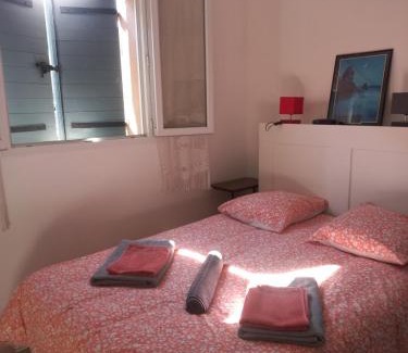 Greoux-les-Bains Apartment | Le repaire des muses, Greoux studio