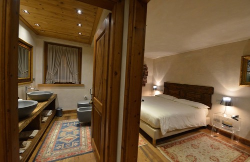 Aosta House | Le Reve Charmant