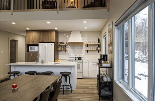Saint-Philemon House | Le Roi de la Montagne | Ski, Spa and billard