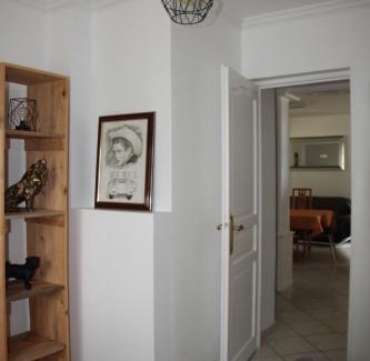 Gilette Apartment | le rougelas