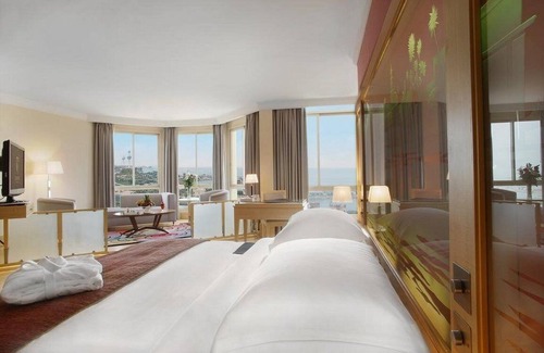 Bneid Al Qar Hotel | Le Royal Hotel