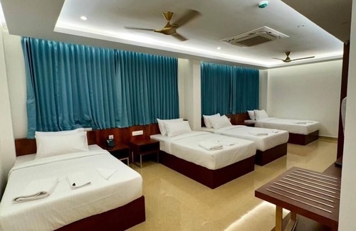 Karaikal Hotel | Le Royale Palace