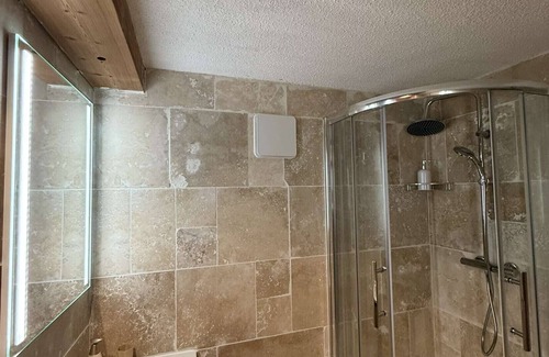 Hirmentaz Apartment | Le Savoyard - Bar & Jacuzzi