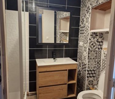 Aubusson-dʼAuvergne Apartment | LE SENS DE LA FAMILLE