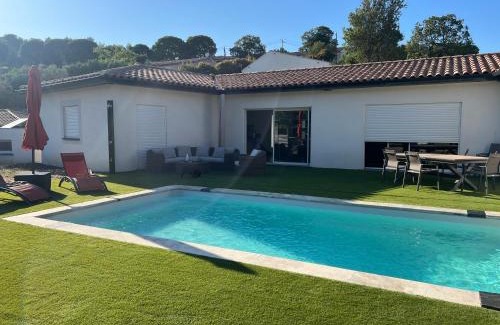 Peypin House | Le SKALI