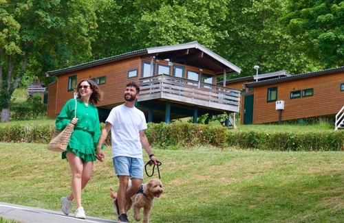 Hastiere Resort | Le Soleil 4p - Two Bedroom Resort, Sleeps 4