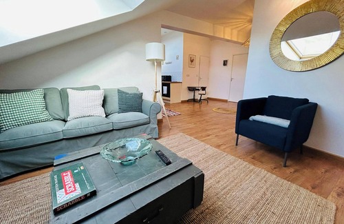 Laon Sud Apartment | Le Spacieux Couturier | Calme | Gare centre