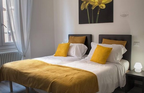 Cirenaica House | LE STANZE DEI FIORI