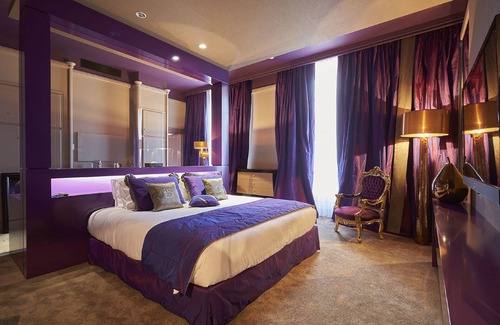 Saint-Sylvestre-sur-Lot Hotel | Le Stelsia