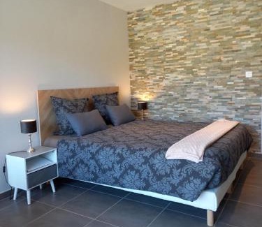 Montmorency-Beaufort Apartment | "Le Studio" climatisation Parking Privé Restauration Proche des lacs