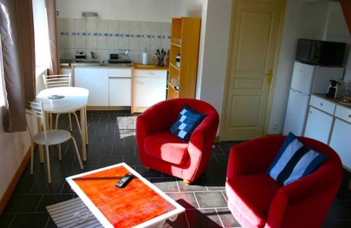 Port-d'Envaux Apartment | Le Studio du Castel Silence Avec vue sur le Parc