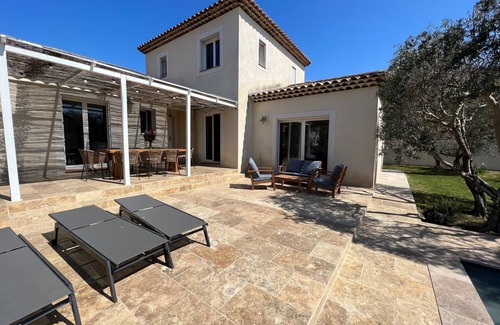 Marignane Villa | Le sud farniente - Villa with pool and olive trees
