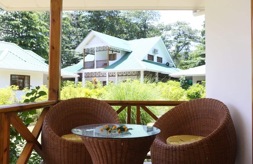 La Digue House | Le surmer self catering chalets