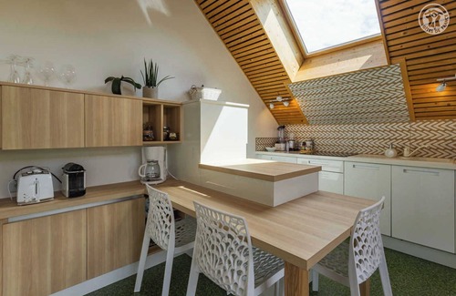 Voglans House | LE TAHOMA - VOGLANS - Gîte