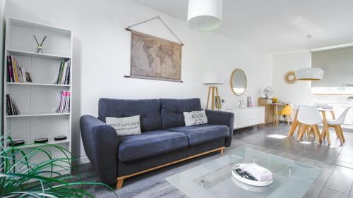 Troyes Apartment | Le Tamaris, Garage privé hauteur limitée, Calme, Confort