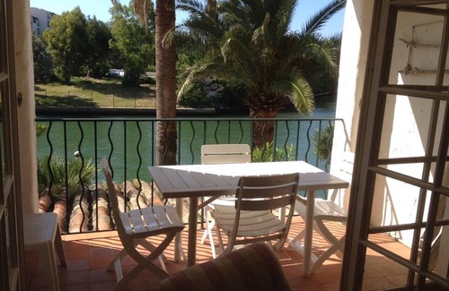 Port Grimaud Apartment | Le Tassergal : Port Gimaud/St Tropez, 2 Chambres vue sur L'eau