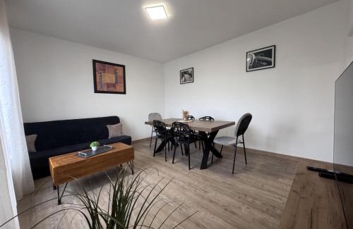 Le Mans Apartment | Le Tempo - 7 pers - Circuit - Rêve au Mans