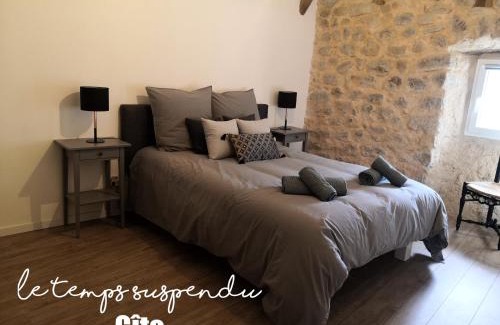 Saint-Pierreville House | Le Temps Suspendu