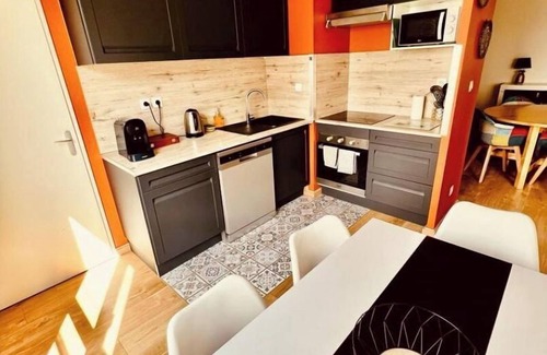 Vassieux - Crepieux Apartment | LE TERRACOTTA T4 SLEEPS 6, AIR-CONDITIONED, WITH PARKING SPACE