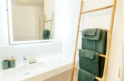 Deols Apartment | Le TerraCotta ⸱ Stationnement gratuit ⸱ Fibre