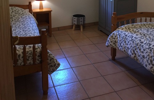 Hanc Cottage | Le Tilleul 3 bedroom Luxury Gite with Onsite Swimming Pool and Amazing Gardens