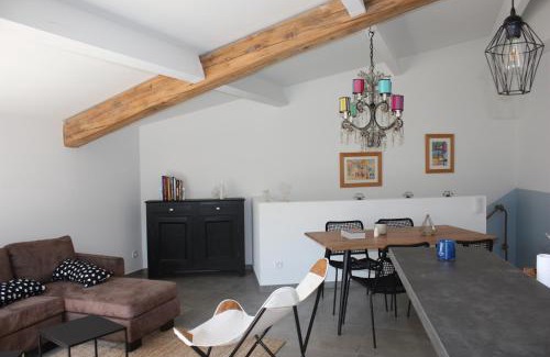 Maraussan Apartment | Le Tire Bouchon