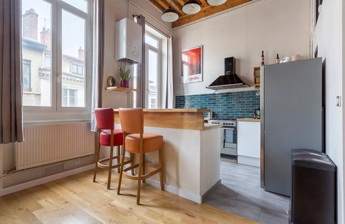 Grande Cote - Annonciade Apartment | Le Tisserand - Superbe Canut pentes Croix Rousse